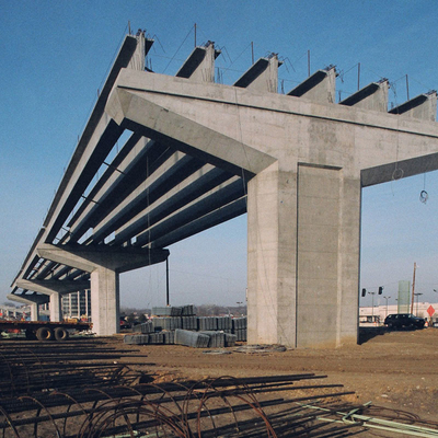 Steel Concrete Precast Segmental Box Girder Bridge Construction